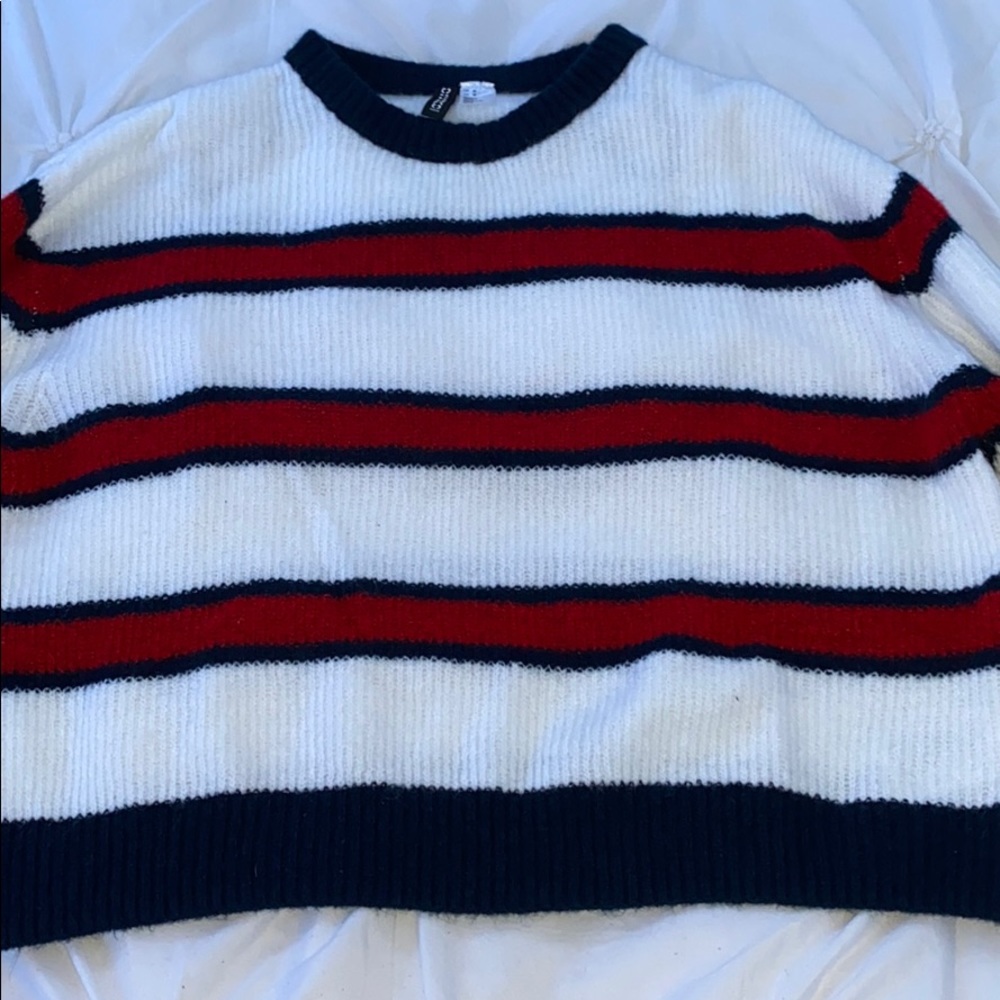 Long sleeve sweater